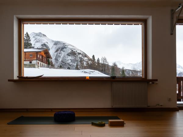 Austria skiing and winter activity holiday