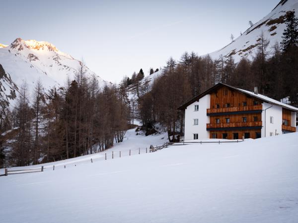 Austria skiing and winter activity holiday