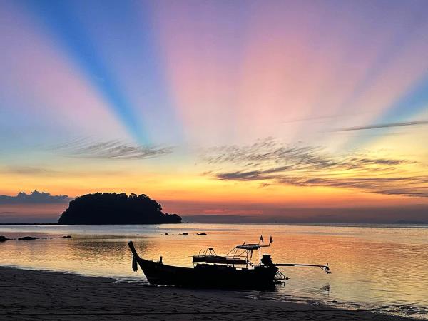 Family holiday to Thailand, jungles and islands