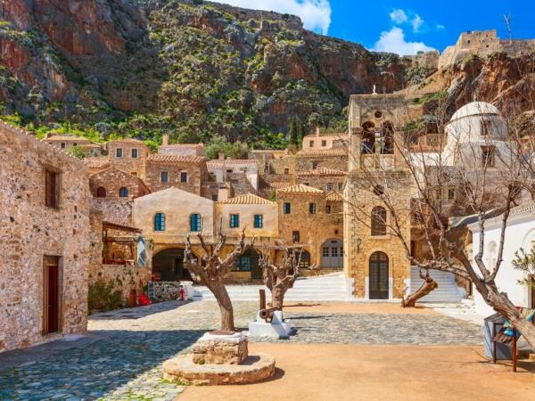 Greek Islands luxury sailing cruise
