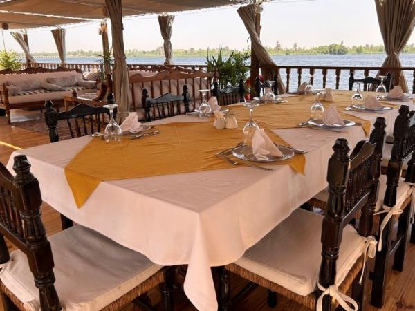 Egypt off the beaten track tour with cruise