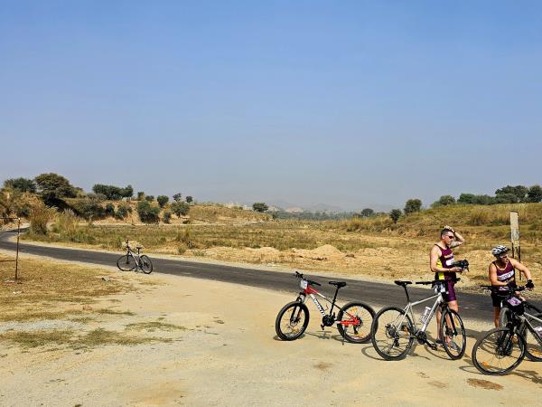 Jaipur to the Taj Mahal cycling tour, India