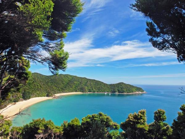 Abel Tasman walking holiday in New Zealand