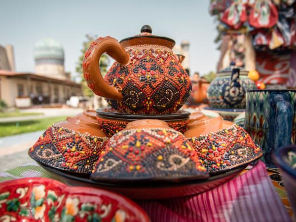 Uzbekistan culture & crafts holiday