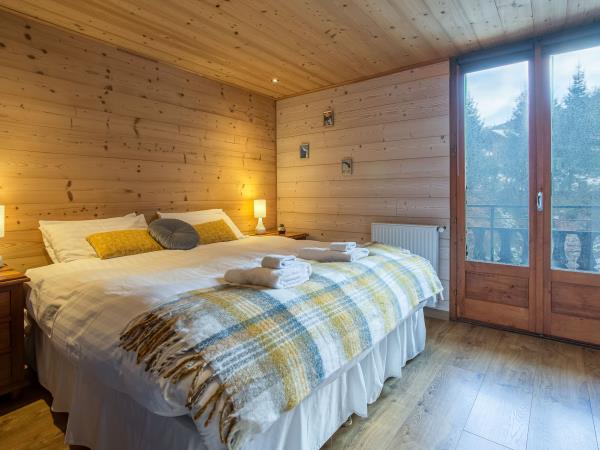 French Alps guided walking holidays