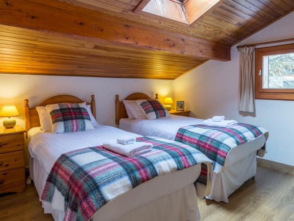 Guided walking holidays in the French Alps
