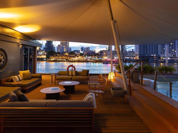 Mekong cruise in Vietnam & Cambodia