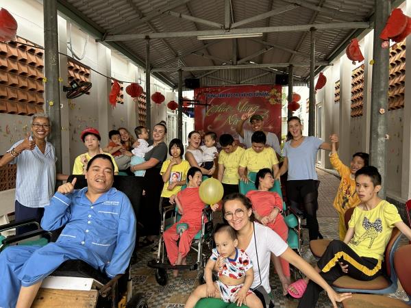 Family volunteering holiday in Vietnam