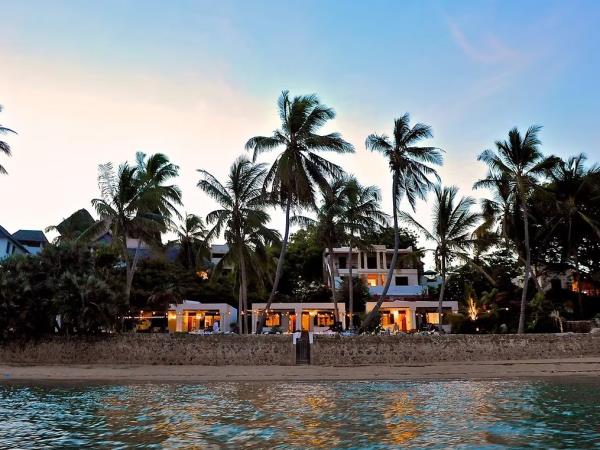 Kenya safari and beach family holiday