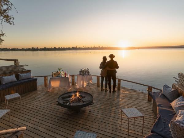 Luxury Zambia and Malawi family safari