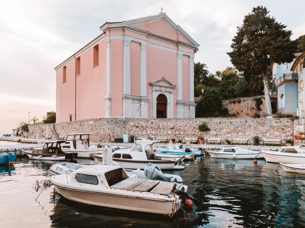 Island hopping cycling holiday, Croatia