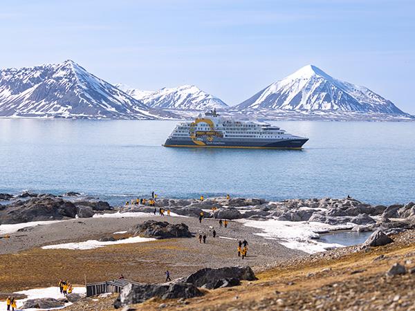 11 Day Introduction to Spitsbergen holiday