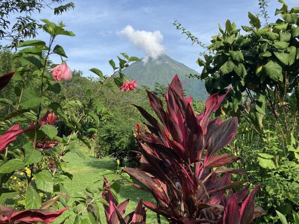 Costa Rica holiday, coast to coast