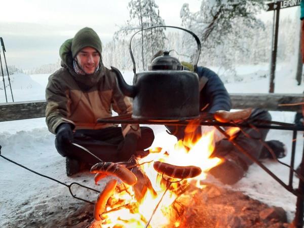Cross-country skiing holiday in Finland's eastern wilderness