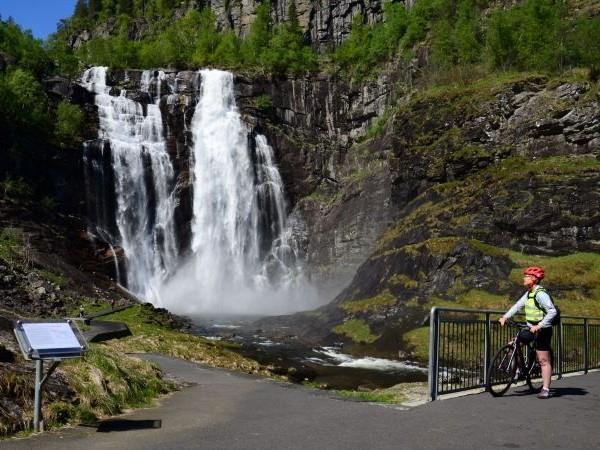 Norway self guided cycling holiday, Hardangerfjord
