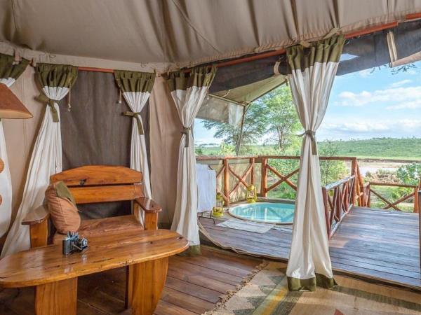 Kenya adventurous honeymoon safari
