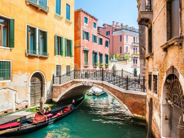Venice group holiday for visually impaired travellers