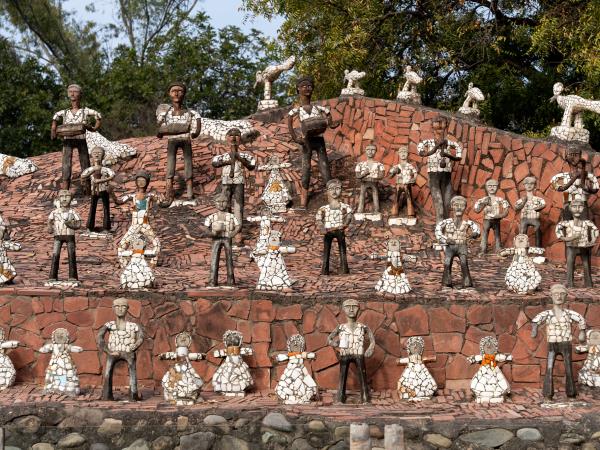 Architecture holiday in India, Empire to village 