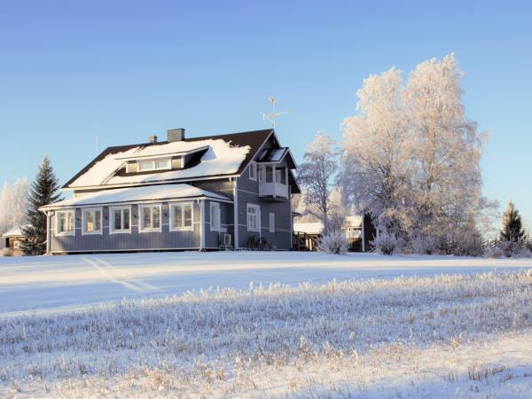Ski adventure holiday in Finland