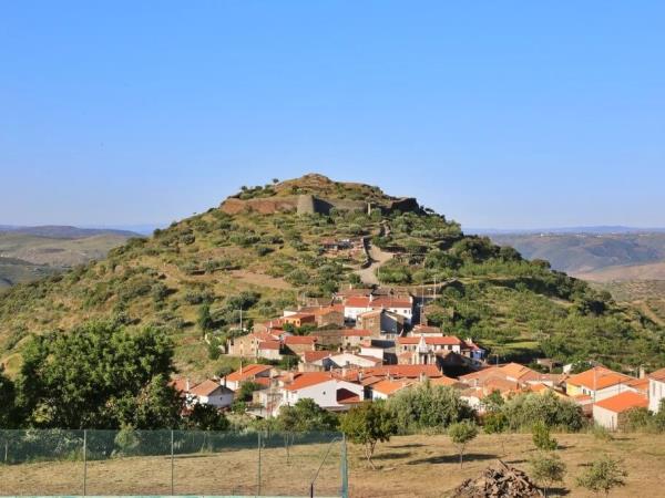 Self guided walking holiday in the Douro valley