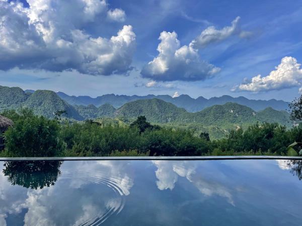 Hanoi to Da Nang tour in Vietnam
