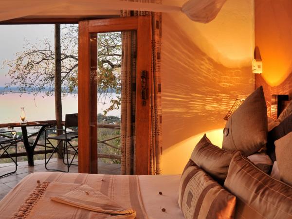 Botswana and Zimbabwe safari holiday