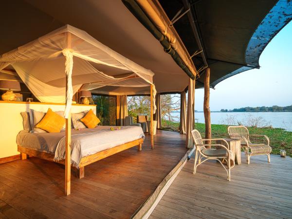 Malawi safari and lake adventure holiday