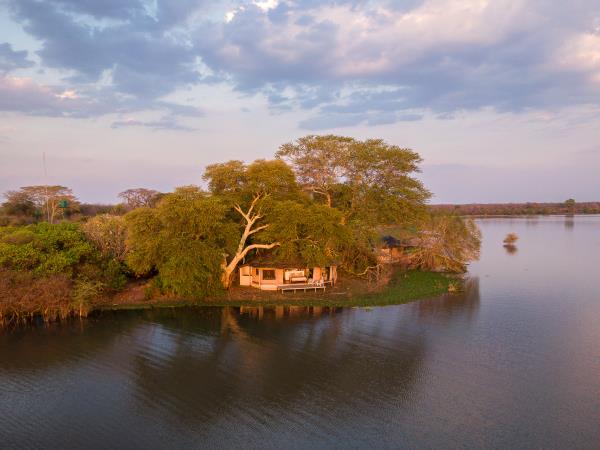 Malawi safari and lake adventure holiday