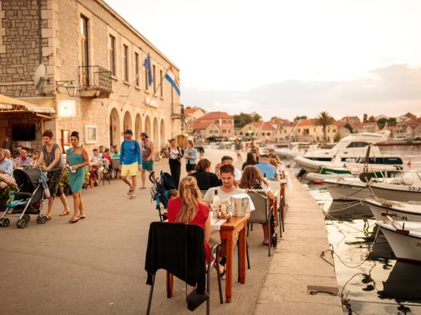 Dalmatian Island cruise and cycling holiday, Croatia