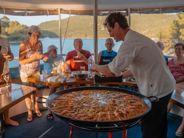 Dalmatian Island cruise and cycling holiday, Croatia