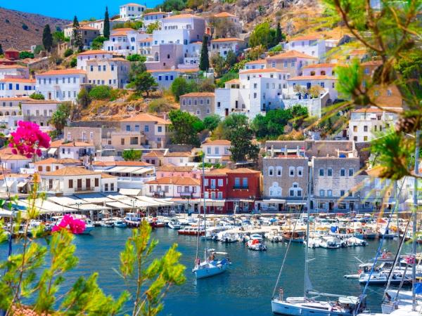 Saronic Greek Islands luxury charter cruise