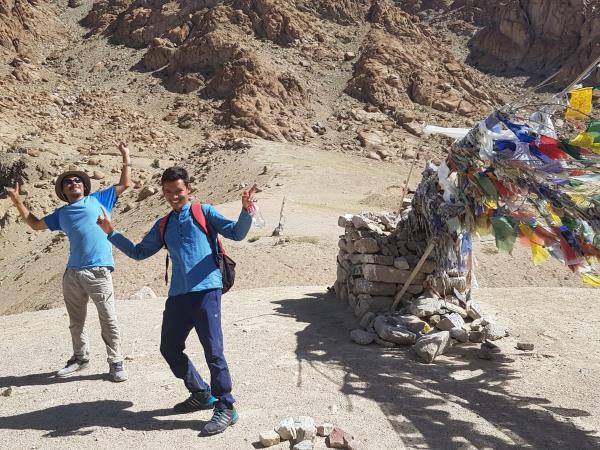 Ladakh mountains trekking adventure