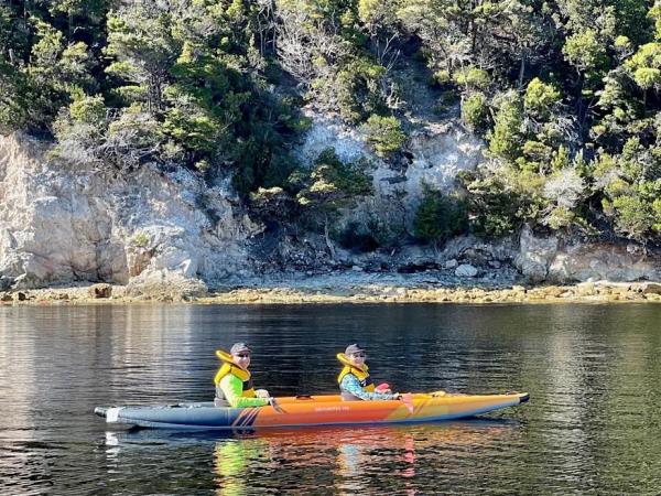 Tasmania coastal cruise