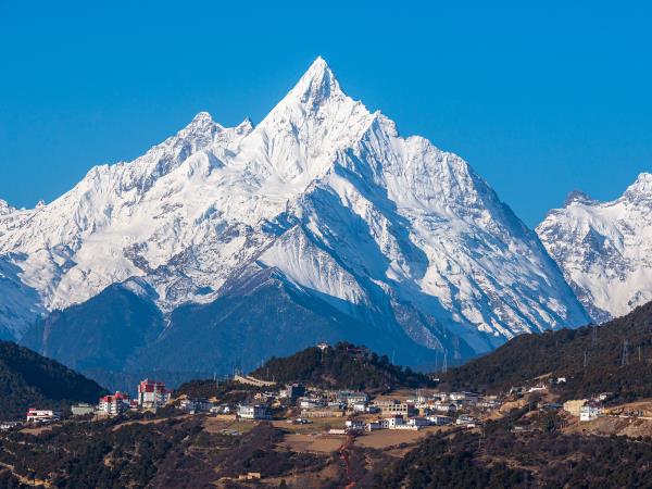 Yunnan 8 day trekking tour in China