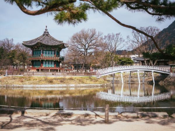 South Korea small group tours 