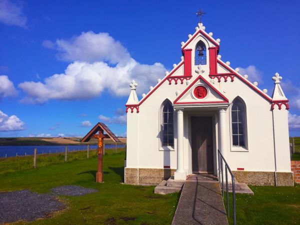 Orkney and Shetland small group tour 