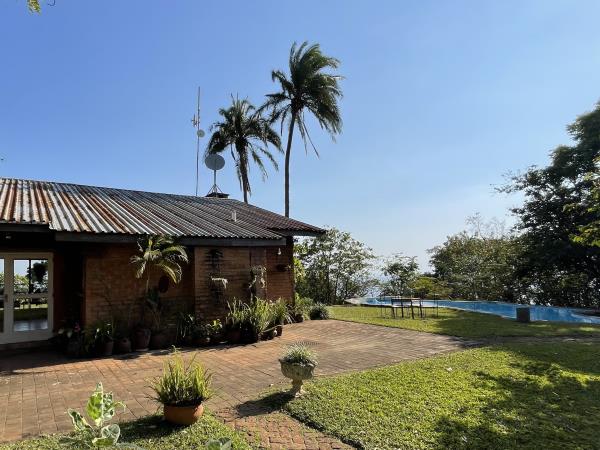 Malawi volunteering and safari holiday