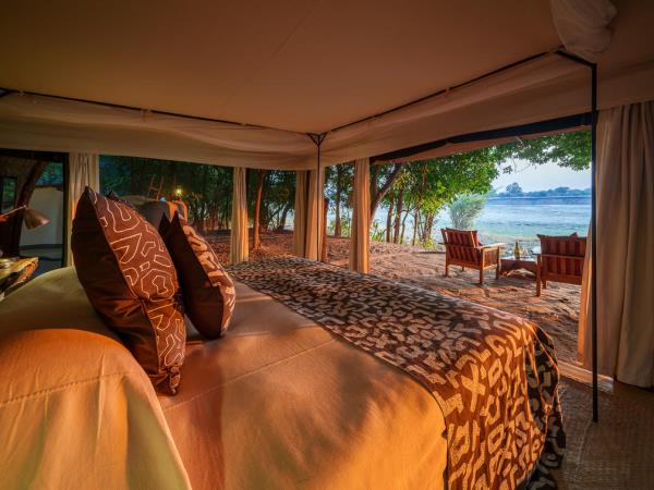 Mobile walking safari in Zambia
