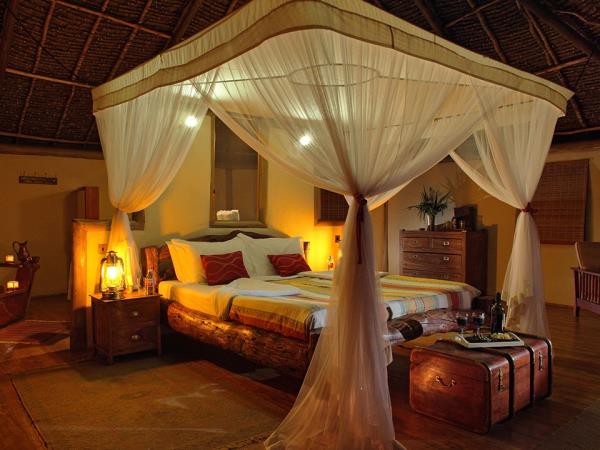 Amboseli and Tsavo safari holiday, Kenya