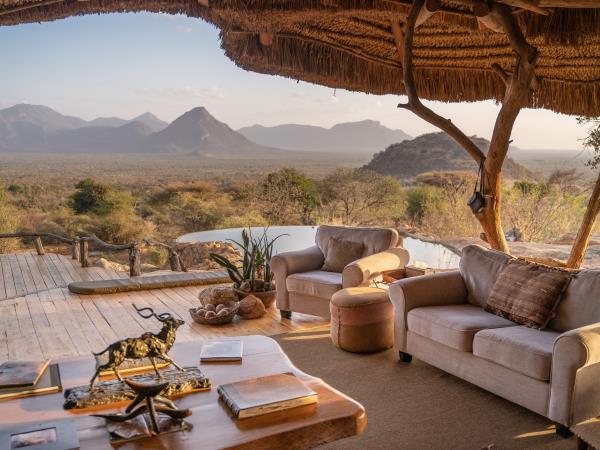 Kenya luxury flying safari holiday