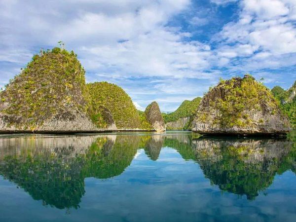 Family Komodo sailing holiday