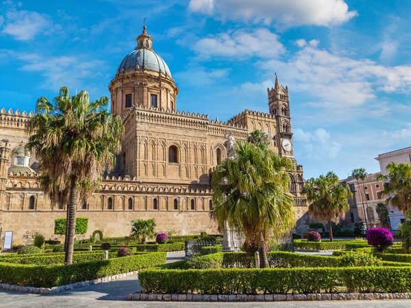 Malta to Naples small ship cruise 