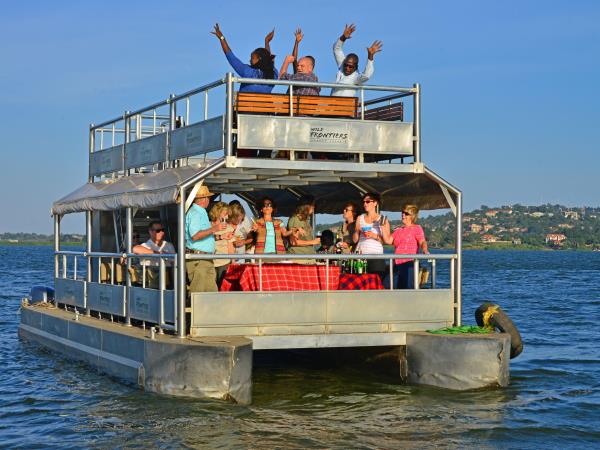 Primate tracking and safari holiday, Uganda