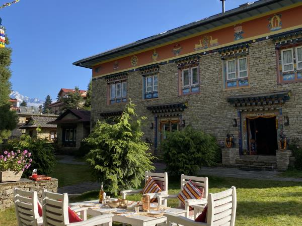 Nepal wellness retreat