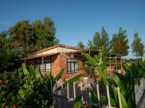 Teaching holiday in rural Tanzania