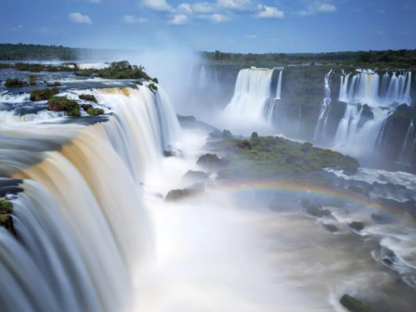 Argentina holiday, city, jungle & vineyards
