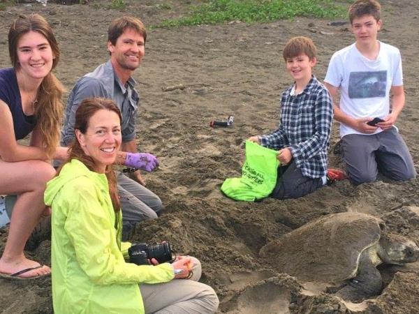 Turtle conservation holiday in Costa Rica