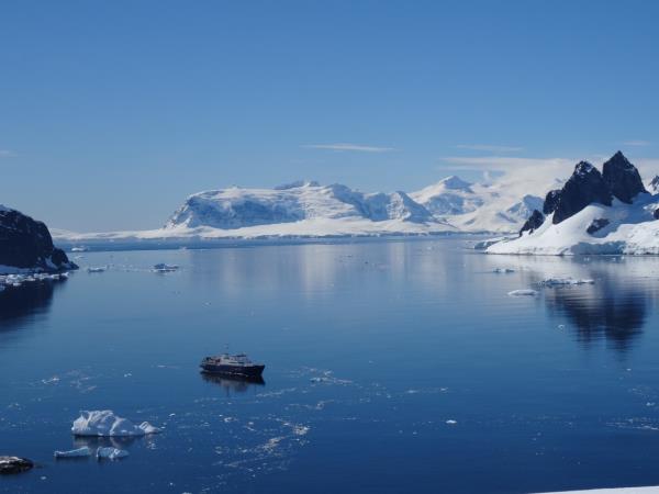 Antarctica, South Georgia & Falklands cruise