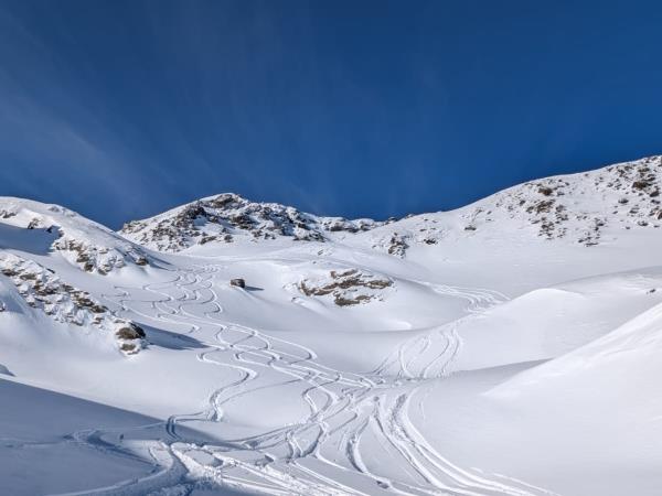 Intermediate ski touring holiday in France