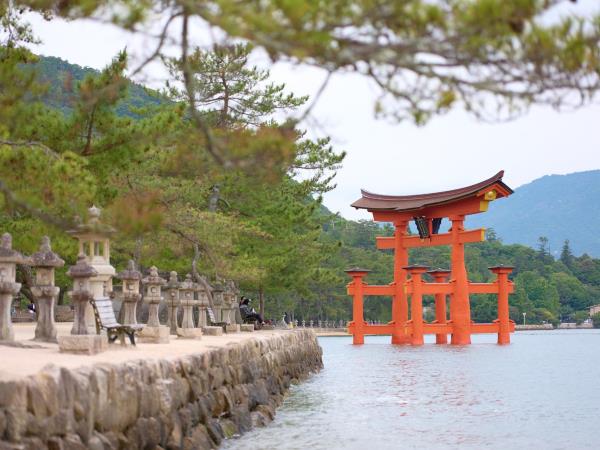 Japan springtime cruise 